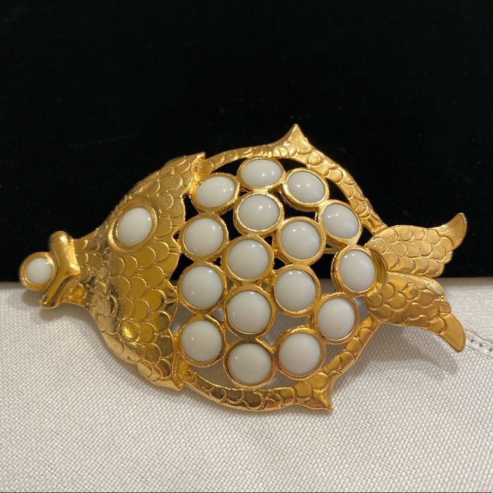 Vintage Etched Gold And Milk Glass Fish Brooch